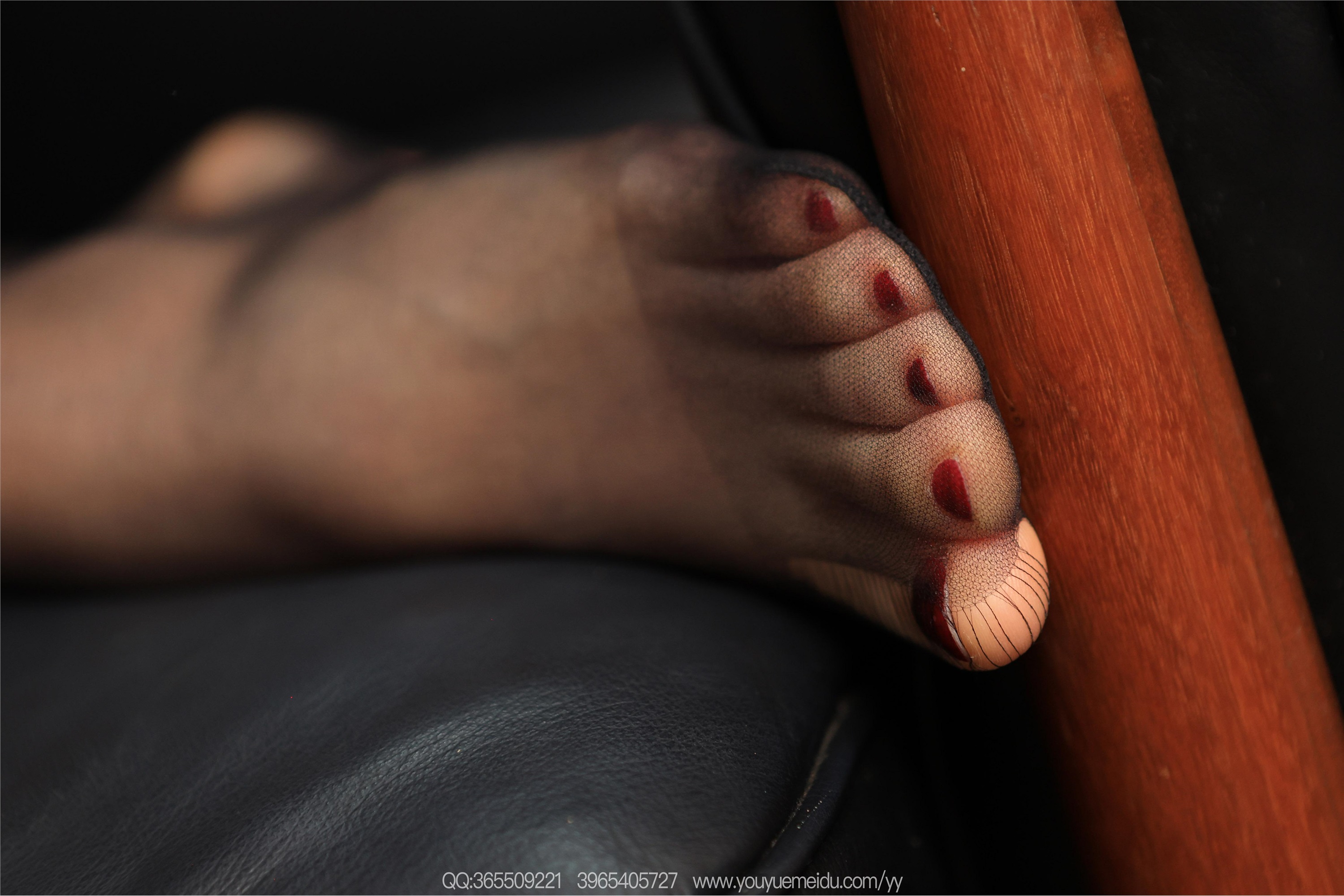 IESS异思趣向  2026.01.03 丝享家2255：小婕《红色高跟鞋》